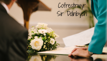 Cofrestrwyr Sir Ddinbych