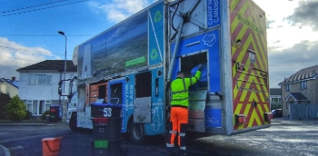 Recycling lorry